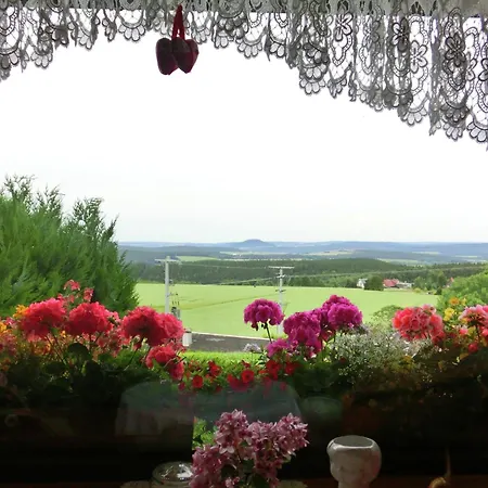 Quiet Getaway Near Ilmenau, Cleaning Included *
