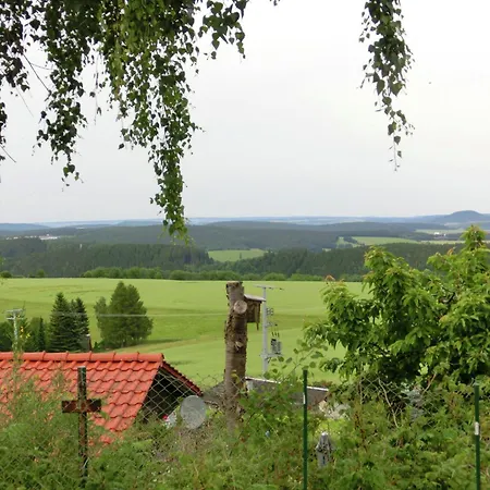 Quiet Getaway Near Ilmenau, Cleaning Included