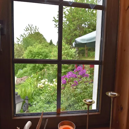 Quiet Getaway Near Ilmenau, Cleaning Included Langewiesen