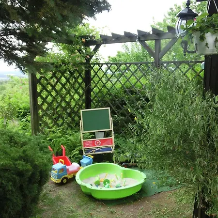 Quiet Getaway Near Ilmenau, Cleaning Included Casa vacanze Langewiesen
