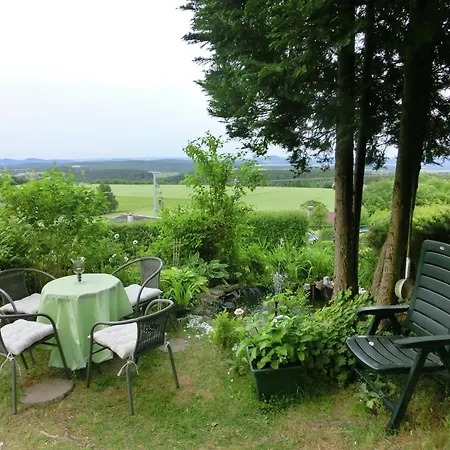 Quiet Getaway Near Ilmenau, Cleaning Included